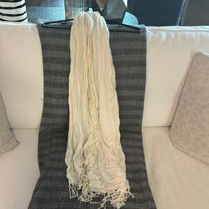 Cream scarf.